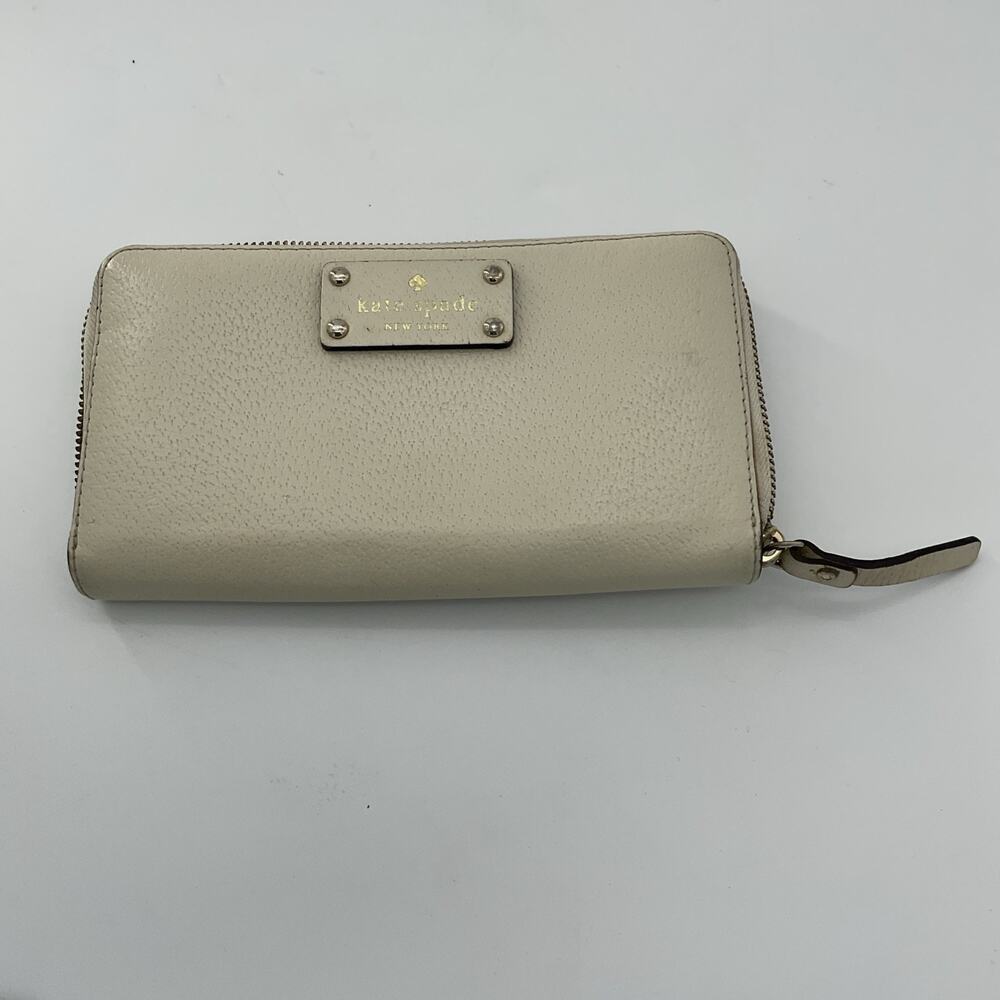 Kate Spade NY Zip Full Size Wallet Wristlet BEIGE LEATHER